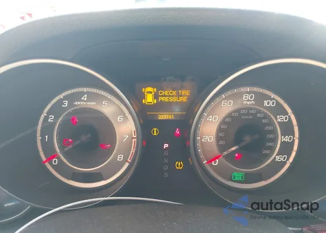 2011 Acura Mdx z USA, uszkodzony, nr VIN 2HNYD2H2XBH533331